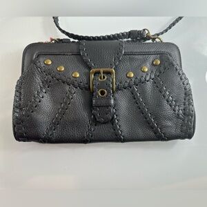 Isabella Fiori whiplash revival tabs clutch H64004 black